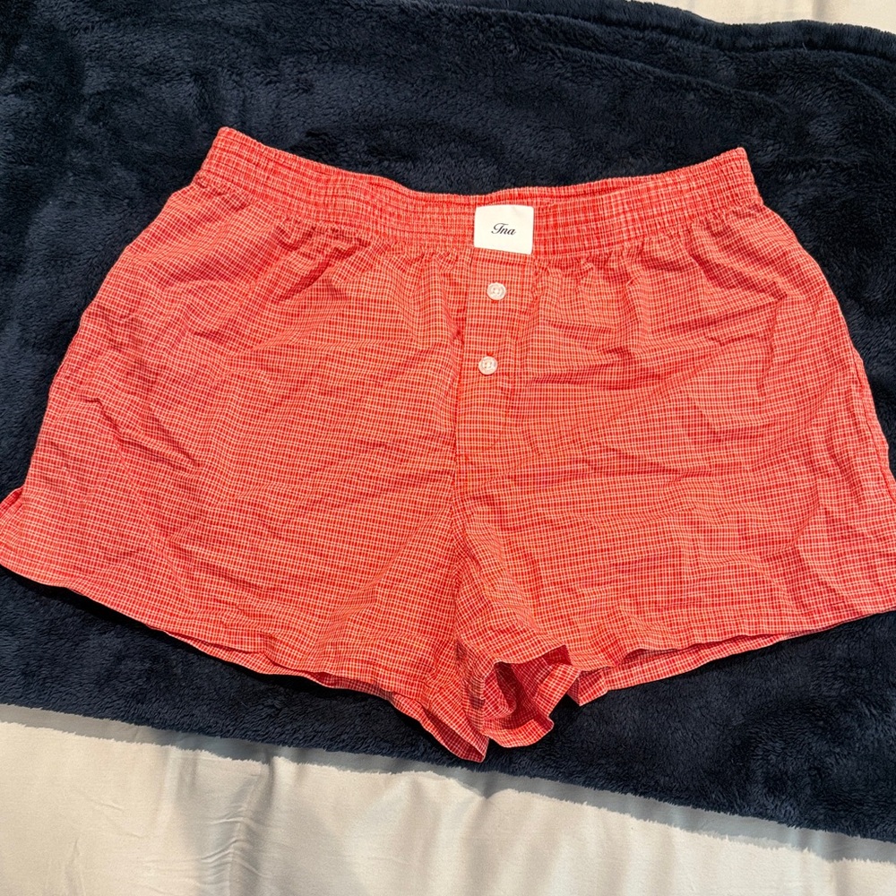 Aritzia TNA coral Check Boxer Shorts